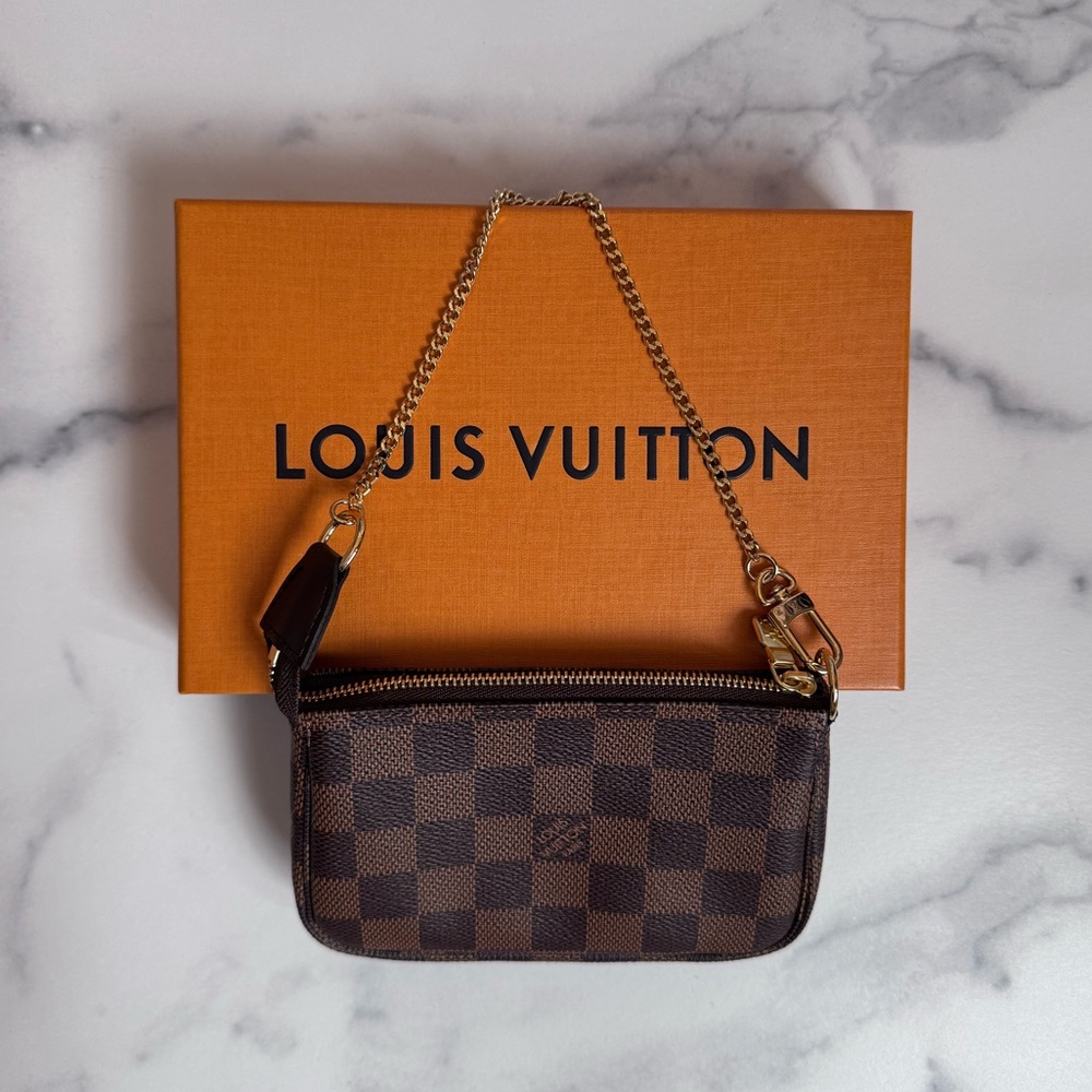 Louis Vuitton Mini Pochette